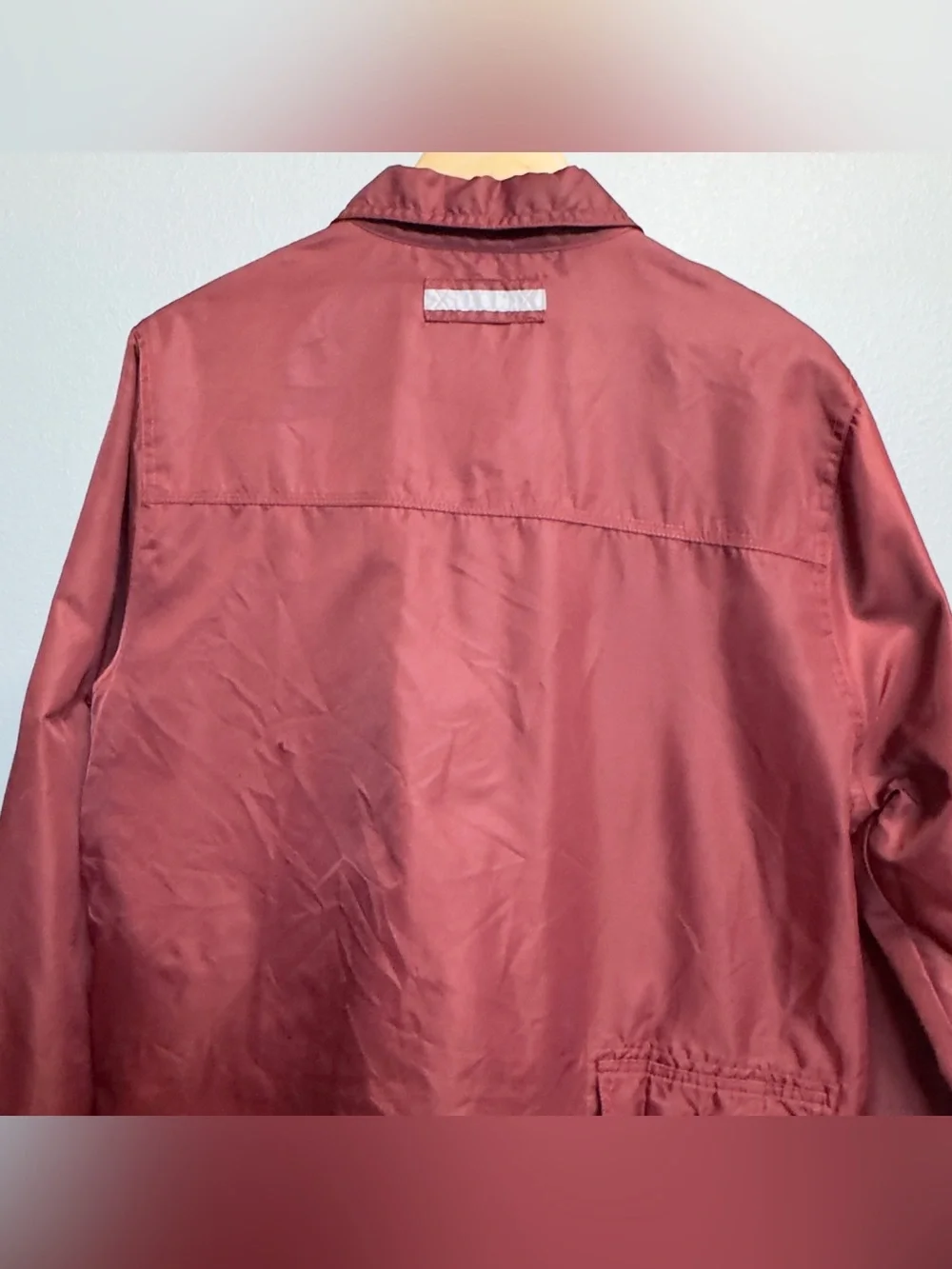 Chrome Industries Men’s Windbreaker Coach Jacket Burgundy Snap Button Size L